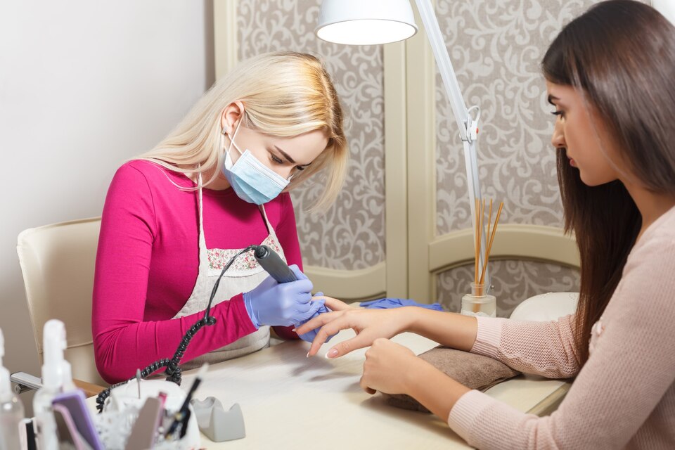 Viranşehir Manikürcü